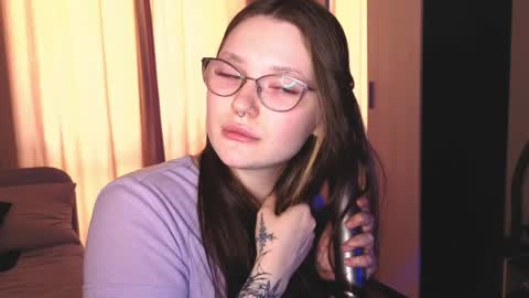 Millie online show from March 31, 7:09 am