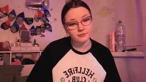 Millie online show from January 9, 1:11 am