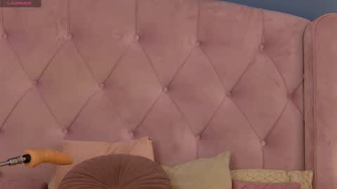 Millie online show from March 10, 12:06 pm