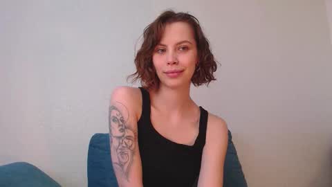 Milly online show from October 14, 7:11 am