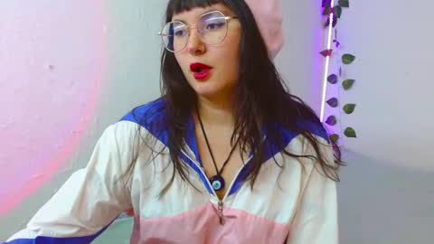 mily_baker online show from February 14, 9:43 pm