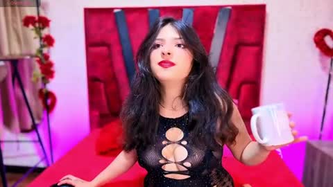 mily online show from June 25, 5:04 am