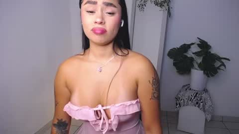 Mily Ortiz online show from July 9, 3:27 pm