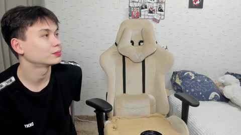 Milena and Jasper online show from February 22, 2:52 pm