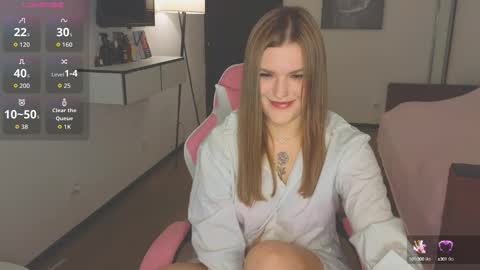Mimi online show from September 25, 8:38 pm