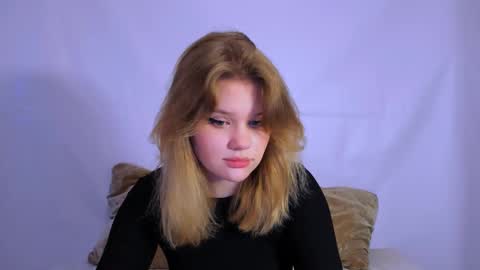 hi Im Mina  online show from February 13, 1:29 am