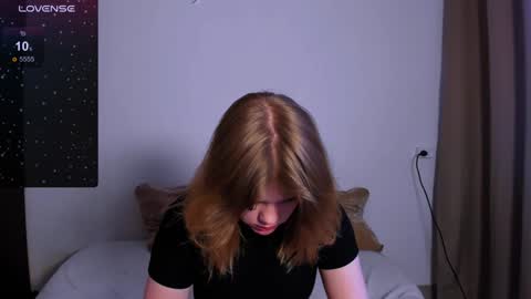 hi Im Mina  online show from February 4, 4:15 am