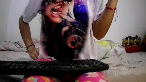 mina smith online show from February 3, 3:38 pm