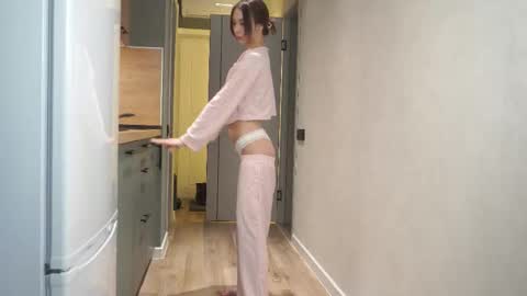 Mira online show from March 20, 8:08 am