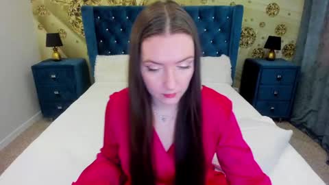 minchelskatrina online show from June 11, 8:01 am