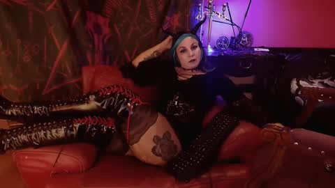 NindfuckWitch online show from February 26, 1:58 pm