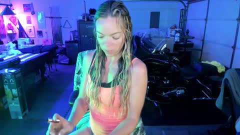 Mindy Mars online show from October 10, 2:56 pm