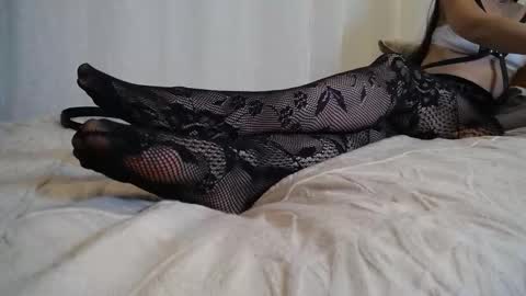 mindyourmanners_ online show from October 21, 2:27 am