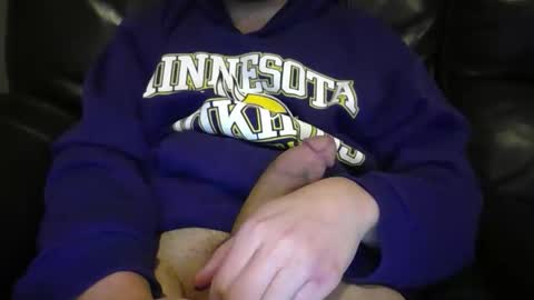 Minnesota Guy online show from January 22, 12:48 am