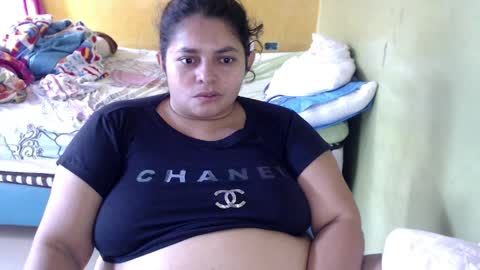 Andrea online show from April 8, 1:03 pm