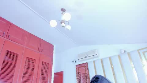 minnie_hott online show from January 4, 4:11 pm