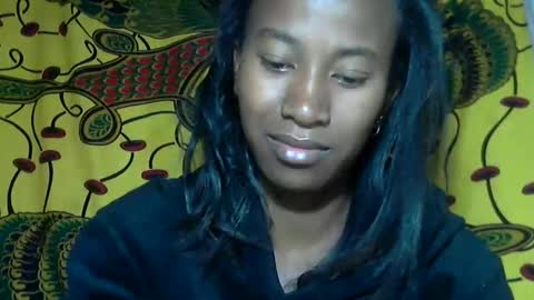 minouch211907 online show from September 25, 3:02 am