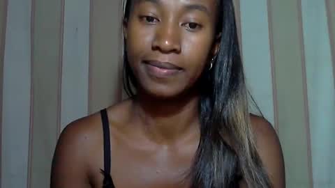 minouch211907 online show from February 21, 11:21 pm