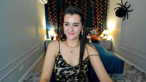 Jessi online show from October 19, 8:13 pm