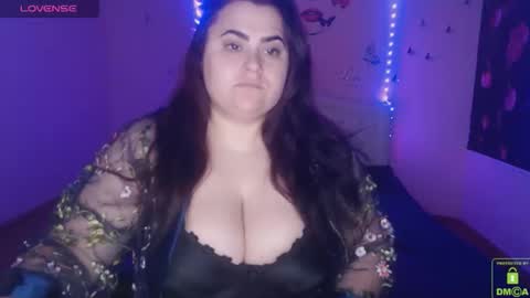 mira_cle_ online show from March 23, 9:36 am