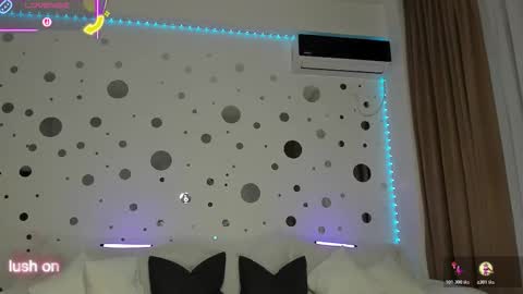 mira_fantasy online show from October 22, 4:37 am