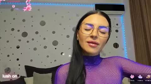 mira_fantasy online show from September 26, 4:42 am