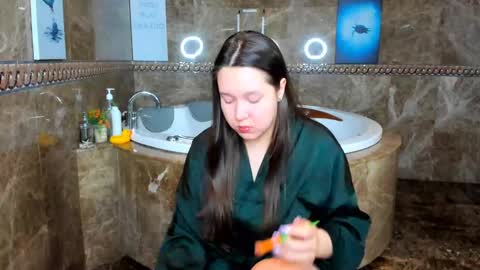 Mira online show from March 5, 2:46 am