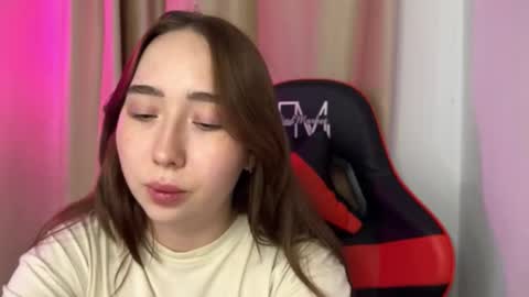 mira_light_ online show from November 4, 4:08 pm