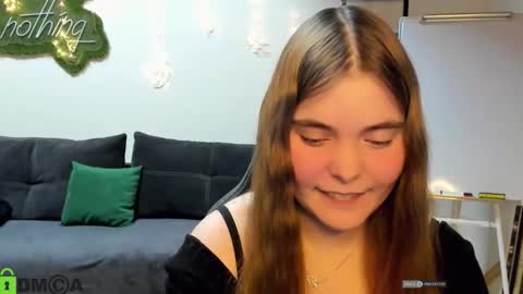 miraa_bloom online show from February 2, 9:22 pm