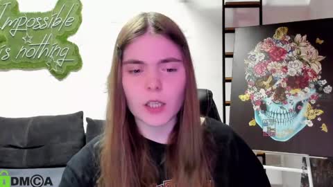 miraa_bloom online show from April 30, 4:45 pm
