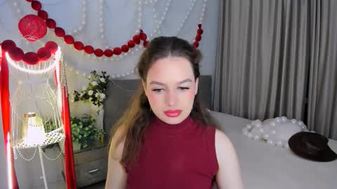 Emma online show from March 25, 7:20 pm