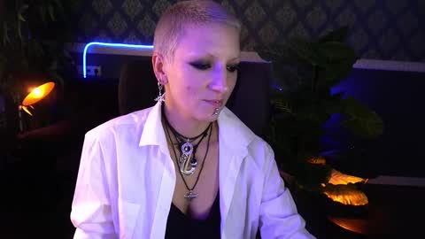 Mira online show from September 17, 1:03 pm