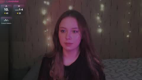 Kira online show from March 2, 4:53 pm