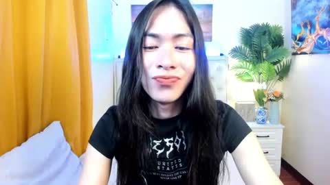 MIRANDA VAULT online show from August 5, 11:02 pm