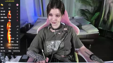 MiraVelle online show from September 21, 8:02 pm