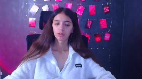 Snapshot of miri_miss chatting on October 25, 12:27 pm Miri online show from October 25, 12:27 pm