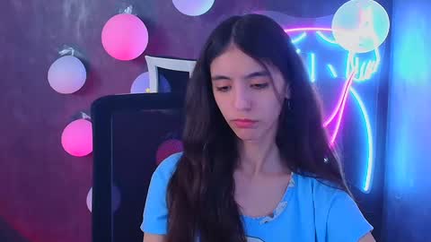 Snapshot of miri_miss chatting on February 22, 4:19 pm Miri online show from February 22, 4:19 pm