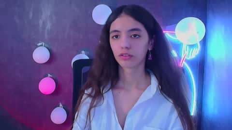 Snapshot of miri_miss chatting on March 5, 4:57 pm Miri online show from March 5, 4:57 pm