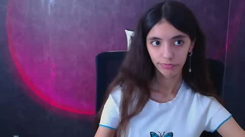 Snapshot of miri_miss chatting on December 29, 7:28 am Miri online show from December 29, 7:28 am