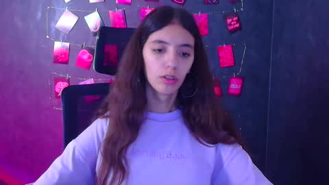 Snapshot of miri_miss chatting on October 27, 1:55 pm Miri online show from October 27, 1:55 pm