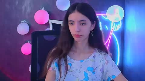 Snapshot of miri_miss chatting on February 20, 4:58 pm Miri online show from February 20, 4:58 pm