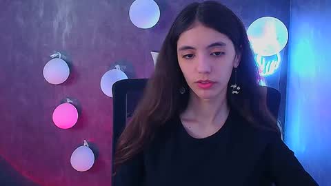 Snapshot of miri_miss chatting on February 26, 3:21 pm Miri online show from February 26, 3:21 pm