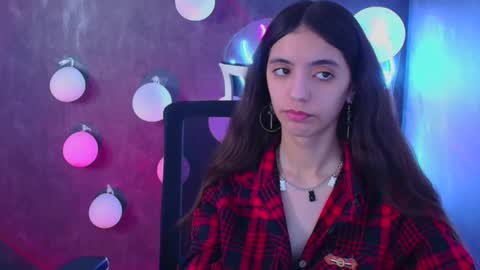 Snapshot of miri_miss chatting on March 8, 10:32 am Miri online show from March 8, 10:32 am