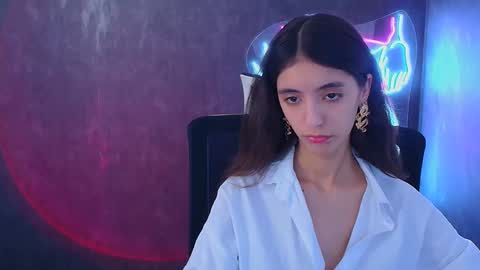 Snapshot of miri_miss chatting on December 4, 4:21 pm Miri online show from December 4, 4:21 pm