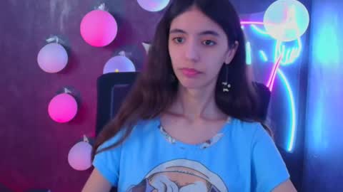 Snapshot of miri_miss chatting on February 23, 6:38 am Miri online show from February 23, 6:38 am