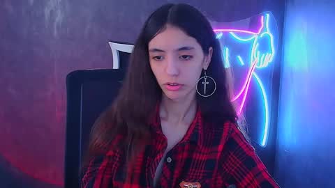 Snapshot of miri_miss chatting on January 31, 8:32 am Miri online show from January 31, 8:32 am