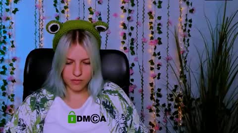 miriam_crazy online show from October 2, 1:21 pm