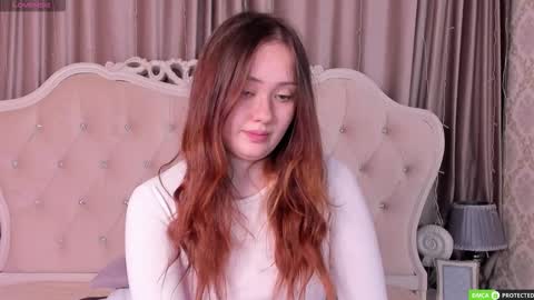 Snapshot of miriamwhite chatting on September 11, 4:25 am Miriam WhiteF online show from September 11, 4:25 am