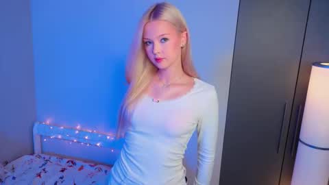 Elsa online show from October 23, 6:59 am