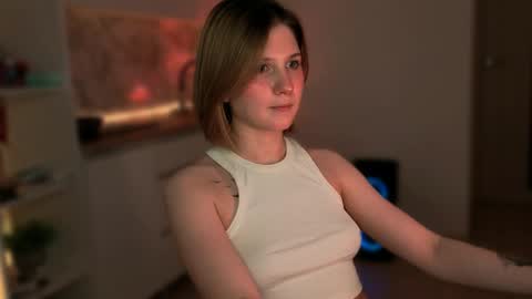 Mira online show from April 10, 10:25 pm